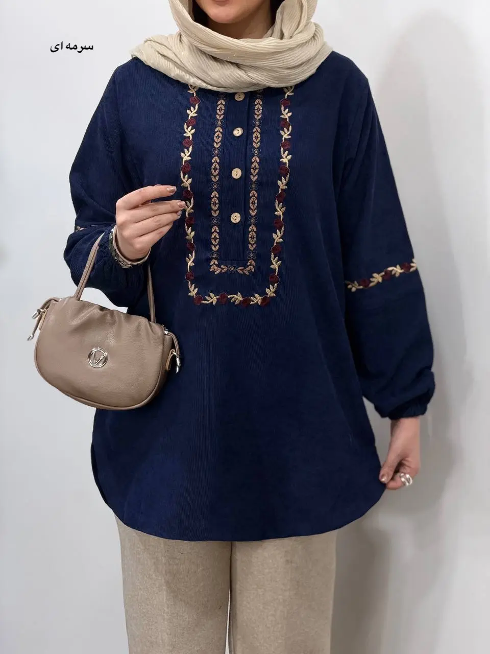 مانتو پاییزه گلدوزی نسا 3